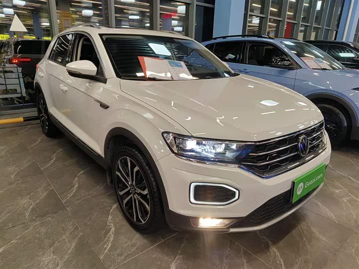 Фото 4 - Volkswagen T-Roc