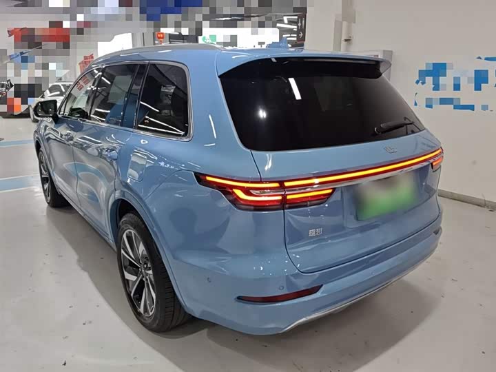 Фото 5 - LiXiang One