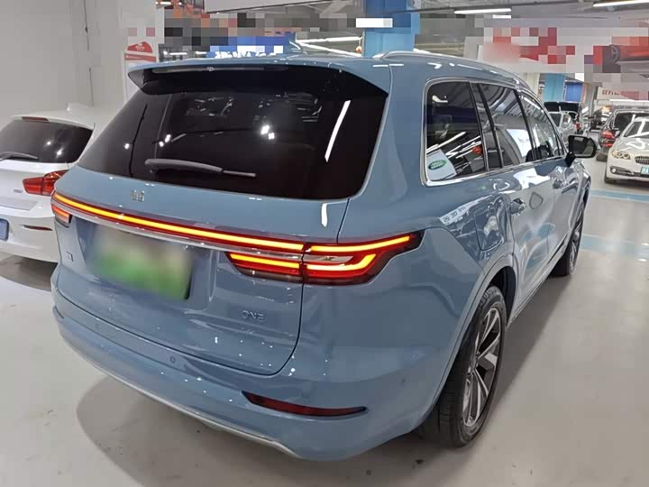 Фото 7 - LiXiang One