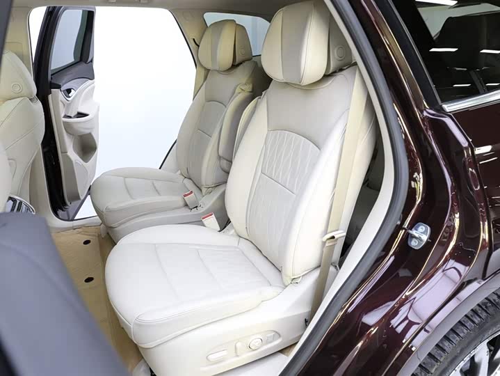 Фото 8 - Buick Enclave