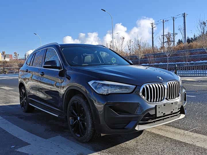 Фото 3 - BMW X1