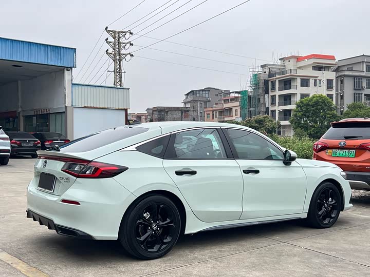 Фото 7 - Honda Civic