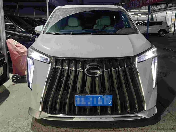 Фото 3 - GAC Trumpchi M8