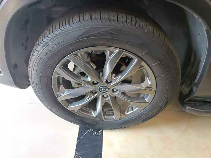 Фото 23 - Changan CS75