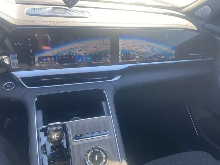 Фото 5 - Geely Monjaro