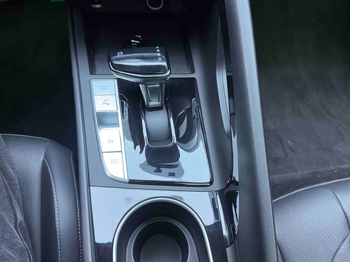 Фото 15 - Hyundai Elantra N line