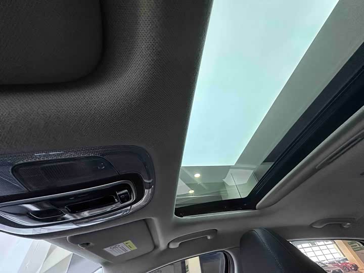 Фото 16 - Hyundai Elantra N line