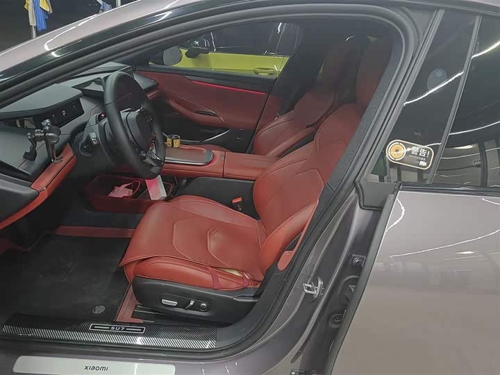 Фото 15 - Xiaomi SU7