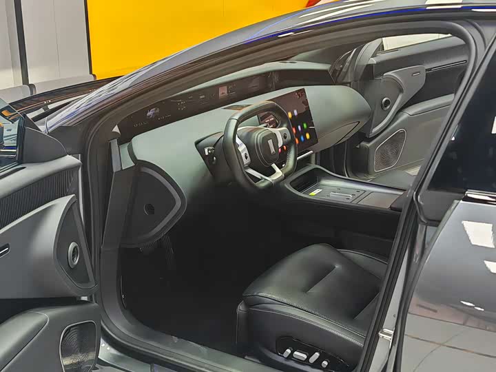 Фото 13 - Avatr 12