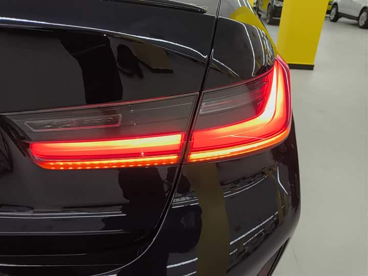 Фото 8 - BMW 3 Series