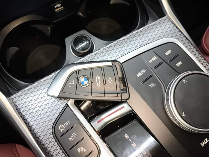 Фото 9 - BMW 3 Series