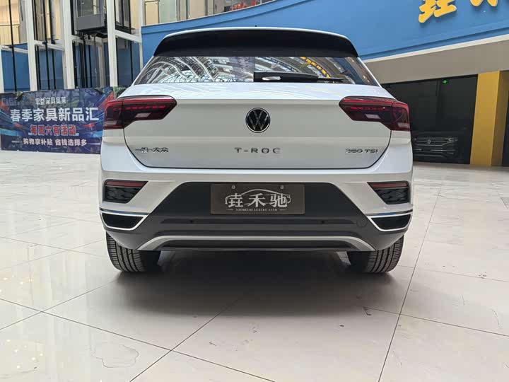 Фото 8 - Volkswagen T-Roc