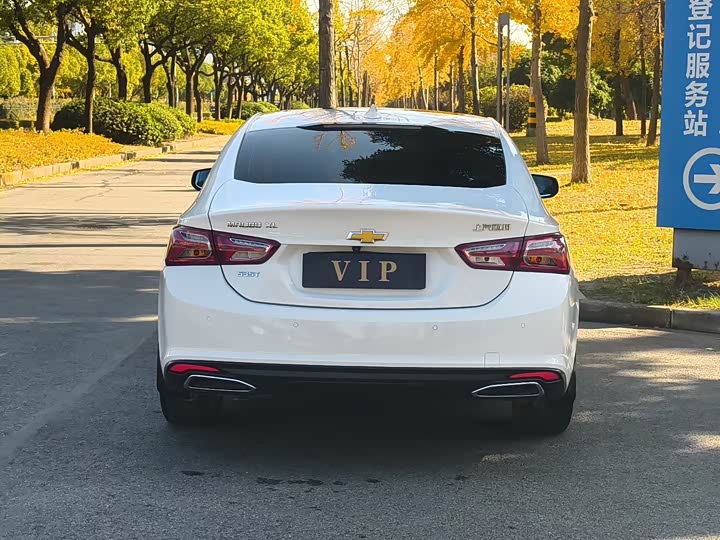 Фото 8 - Chevrolet Malibu XL