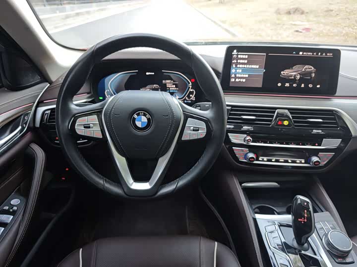 Фото 13 - BMW 5 Series Hybrid