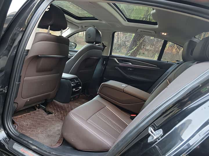 Фото 9 - BMW 5 Series Hybrid