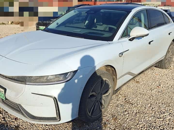 Фото 1 - Voyah Passion