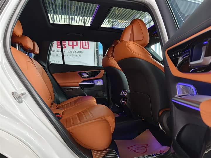 Фото 12 - Mercedes-Benz GLC-Class