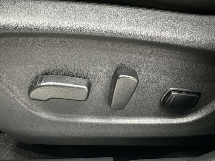 Фото 12 - Nissan X-Trail