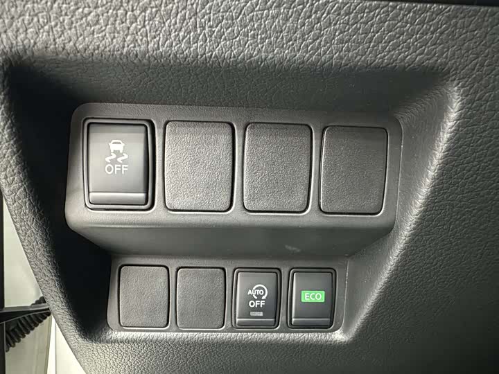 Фото 13 - Nissan X-Trail