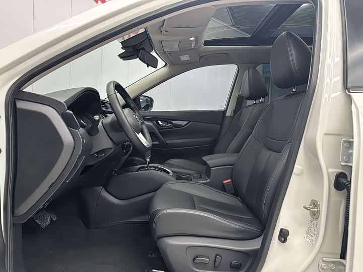 Фото 4 - Nissan X-Trail