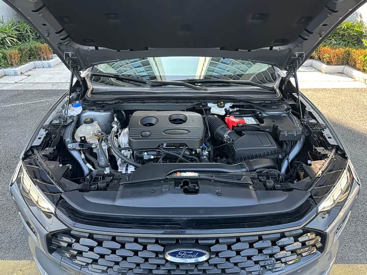 Фото 27 - Ford Mondeo