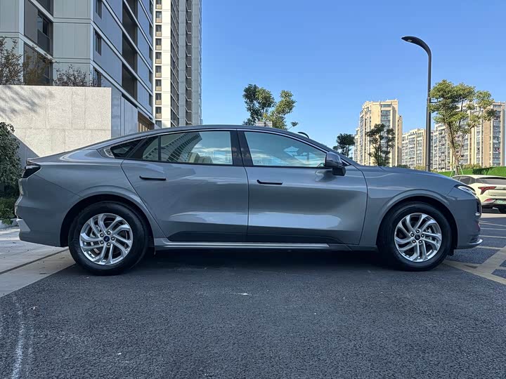 Фото 4 - Ford Mondeo