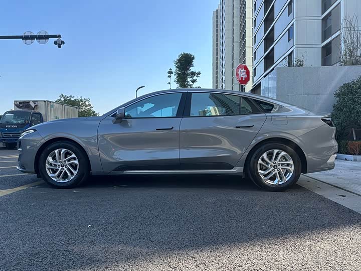 Фото 8 - Ford Mondeo