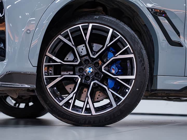 Фото 5 - BMW X6 M