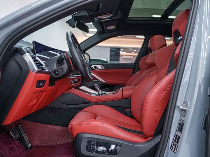 Фото 9 - BMW X6 M