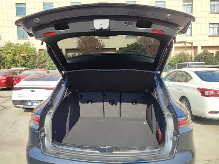 Фото 19 - Porsche Macan