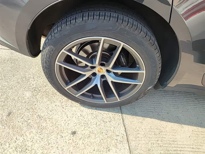 Фото 26 - Porsche Macan