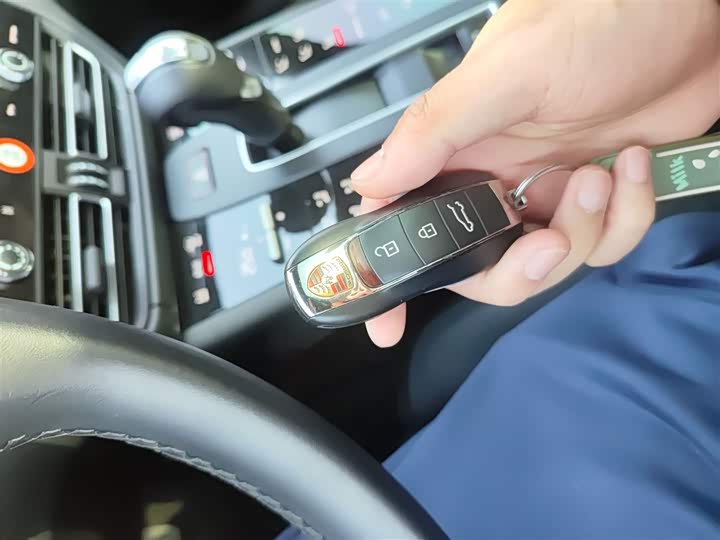 Фото 9 - Porsche Macan