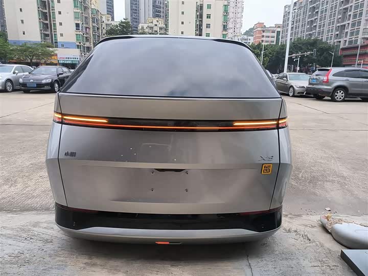 Фото 6 - XPeng X9