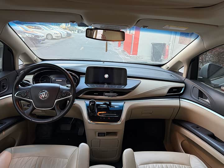 Фото 7 - Buick GL8 ES