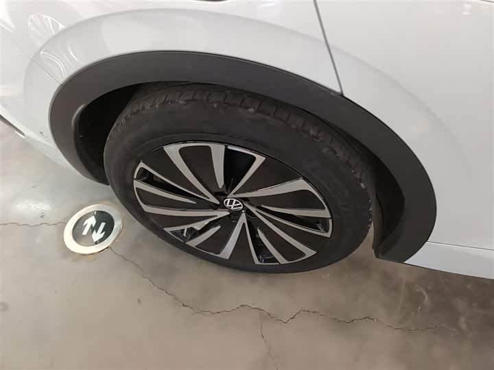 Фото 25 - Volkswagen ID.4 X