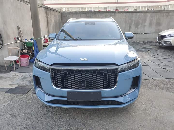 Фото 18 - LiXiang One