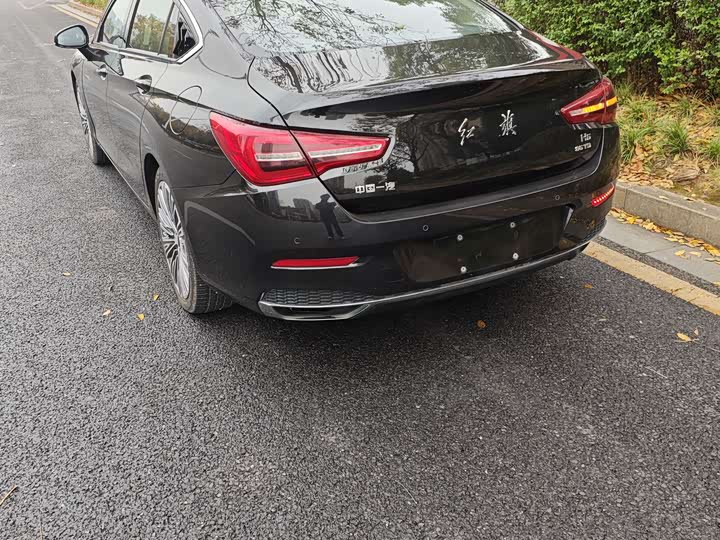 Фото 8 - Hongqi H5