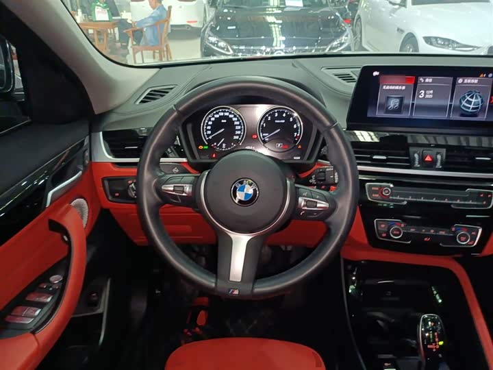 Фото 11 - BMW X2