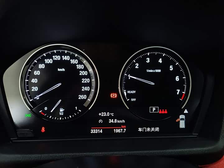 Фото 12 - BMW X2