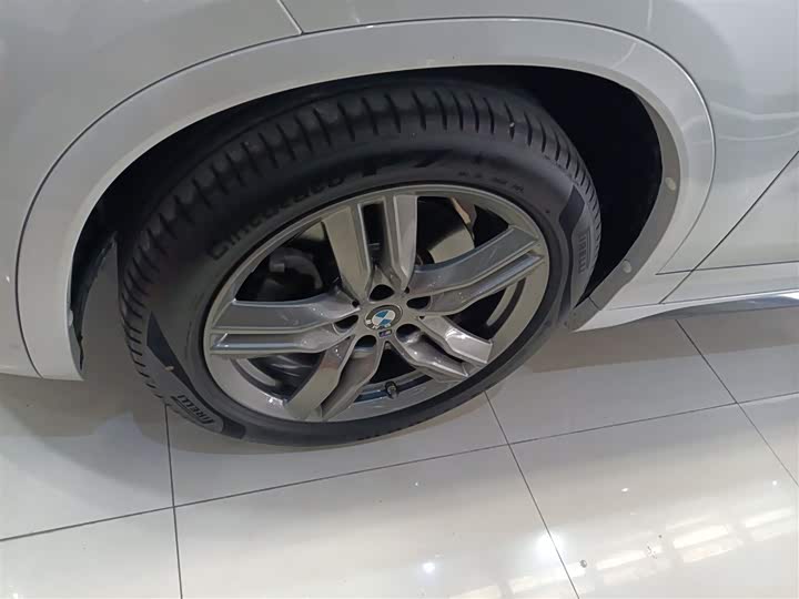 Фото 23 - BMW X2