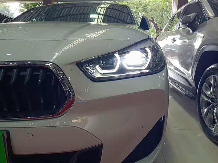 Фото 24 - BMW X2