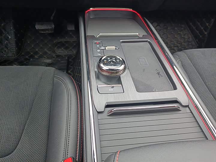 Фото 14 - Ford Mondeo