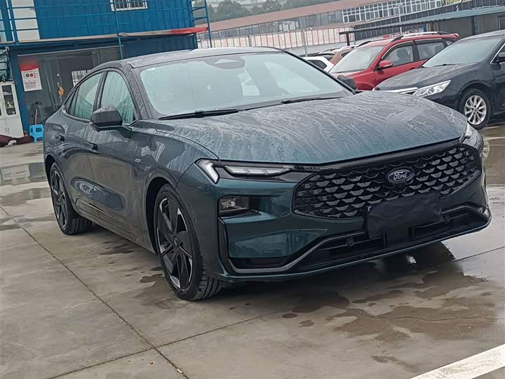 Фото 4 - Ford Mondeo