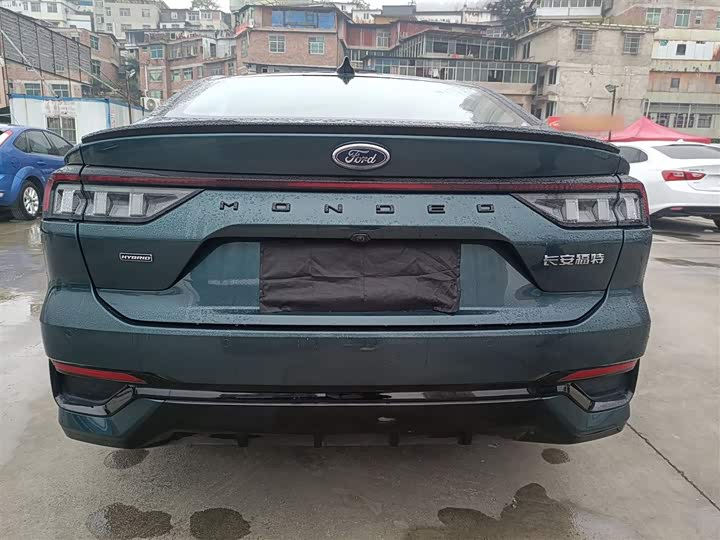 Фото 6 - Ford Mondeo