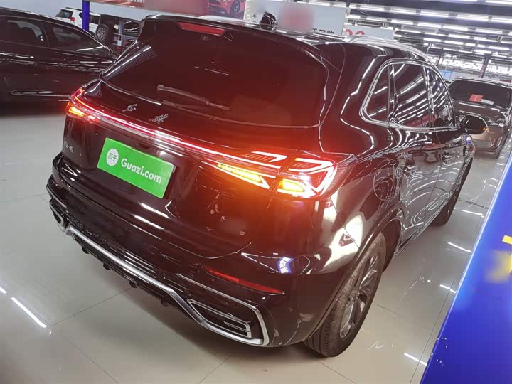 Фото 7 - Hongqi HS5