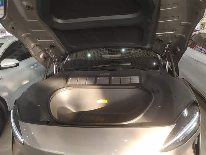 Фото 20 - Xiaomi YU7