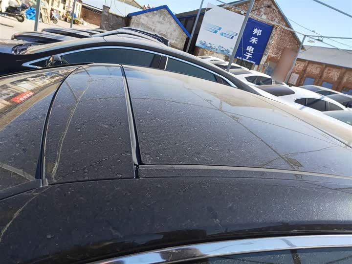 Фото 27 - Toyota Camry