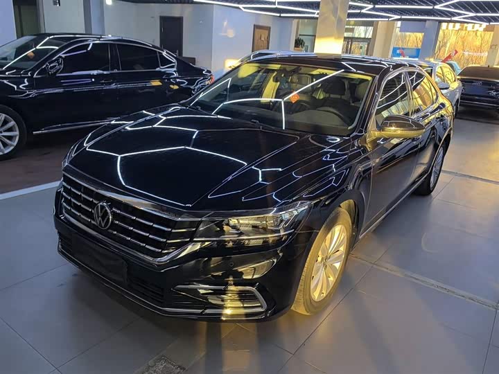 Фото 2 - Volkswagen Passat