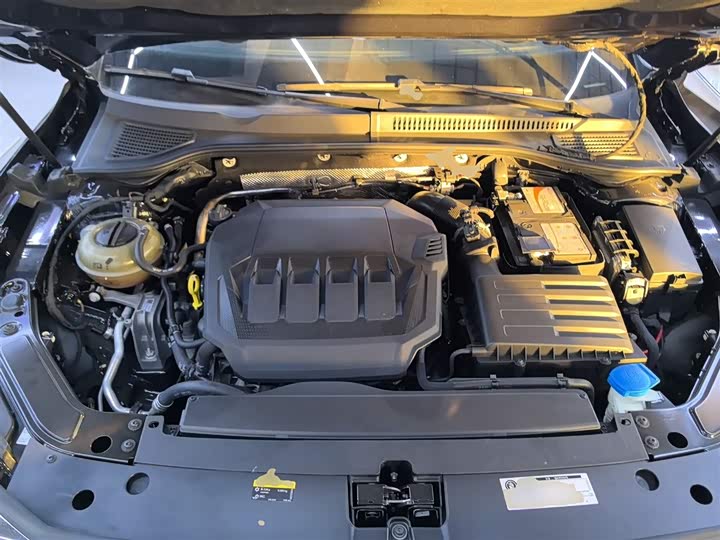 Фото 20 - Volkswagen Passat