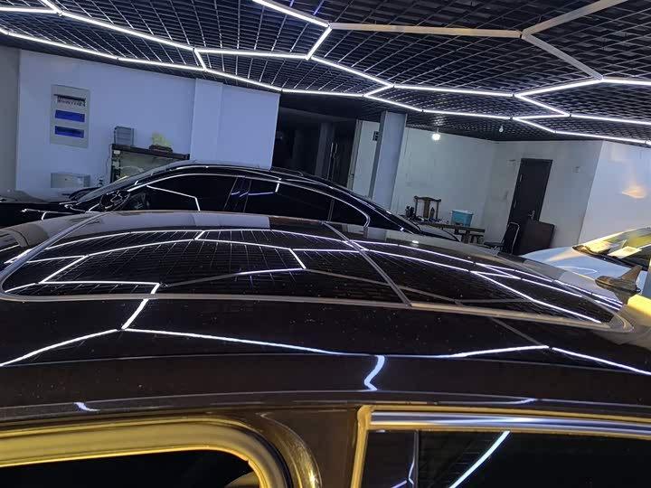 Фото 27 - Volkswagen Passat